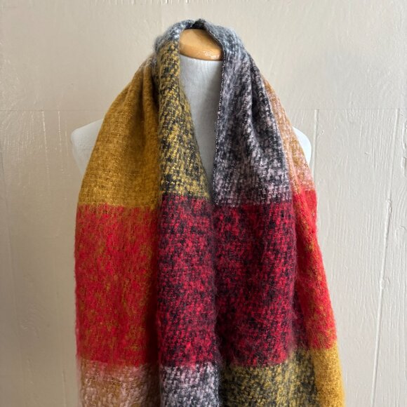 Lucky Brand Fuzzy Plaid Oversized Fringe Trim Scarf - Picture 2 of 9